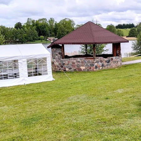 Holiday home Nad Samym Jeziorem Sauna Jacuzzi Lepaki Wielkie